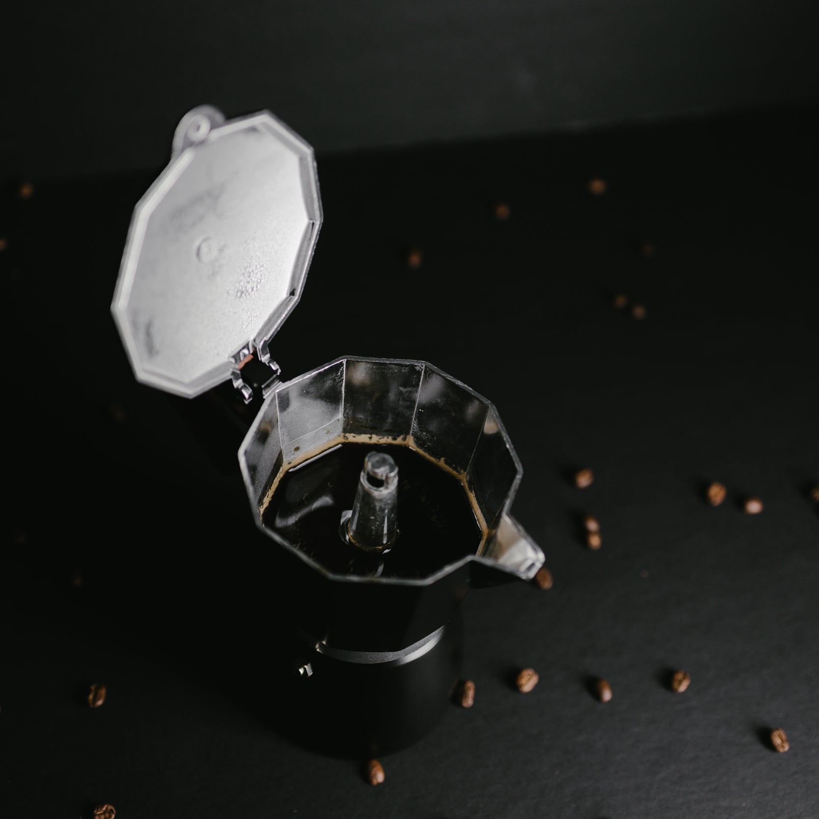 ¿CÓMO PREPARAR CAFÉ EN UNA MOKA?